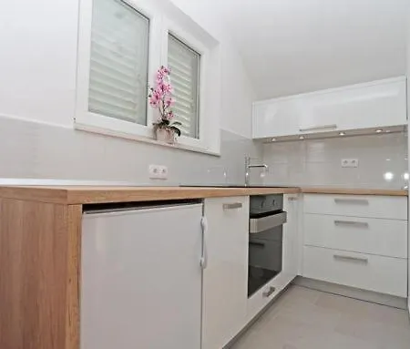 Ivo Apartamento *